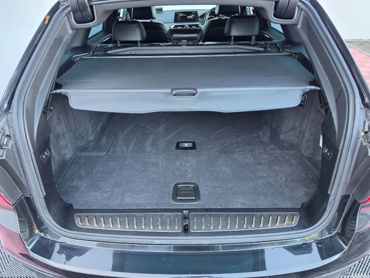 BMW 5-Series Estate, Diesel, 2017, Black
