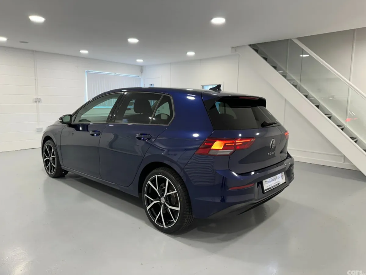 Volkswagen Golf Hatchback, Petrol, 2022, Blue