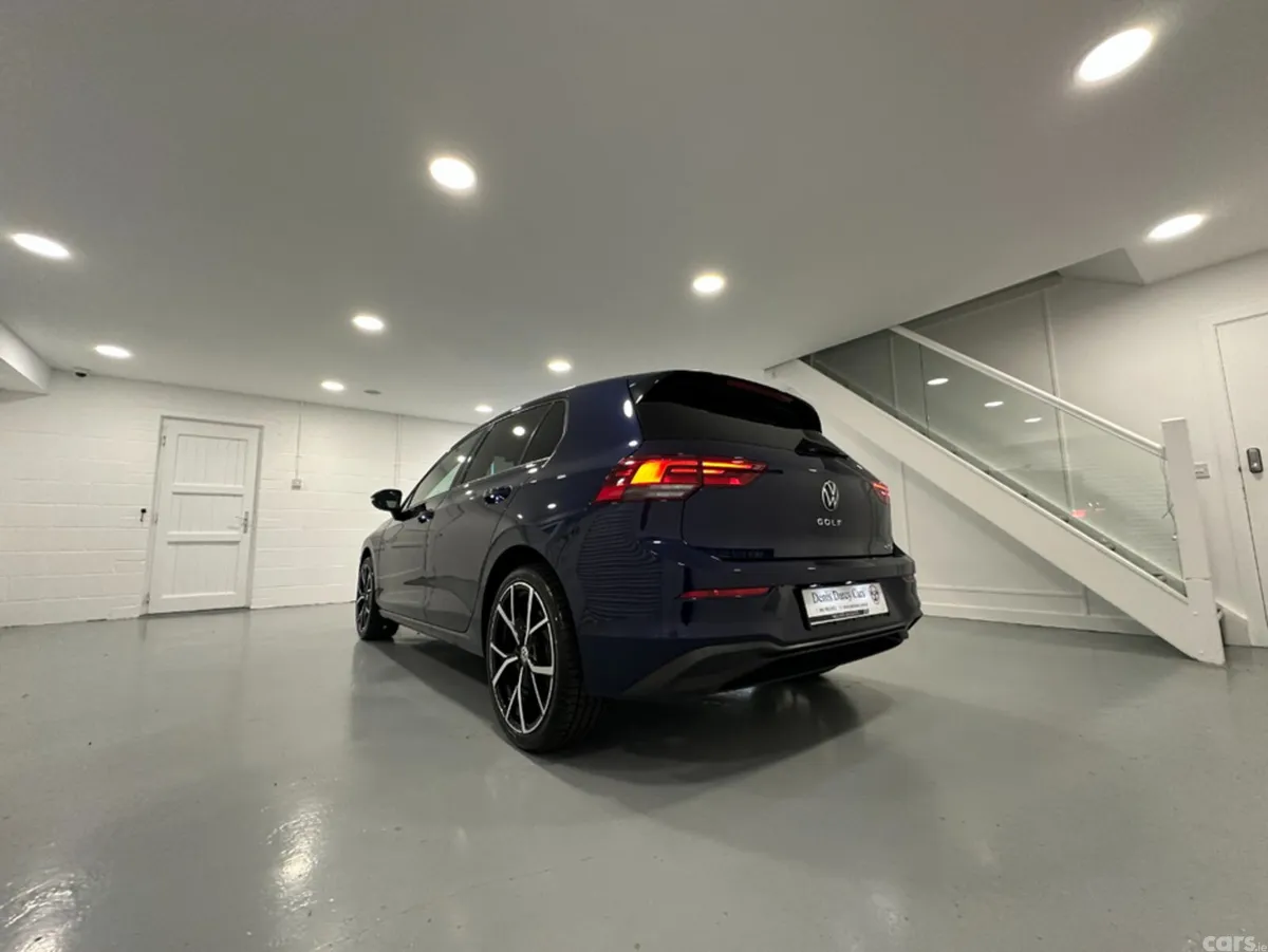 Volkswagen Golf Hatchback, Petrol, 2022, Blue