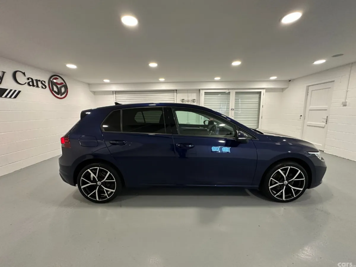 Volkswagen Golf Hatchback, Petrol, 2022, Blue