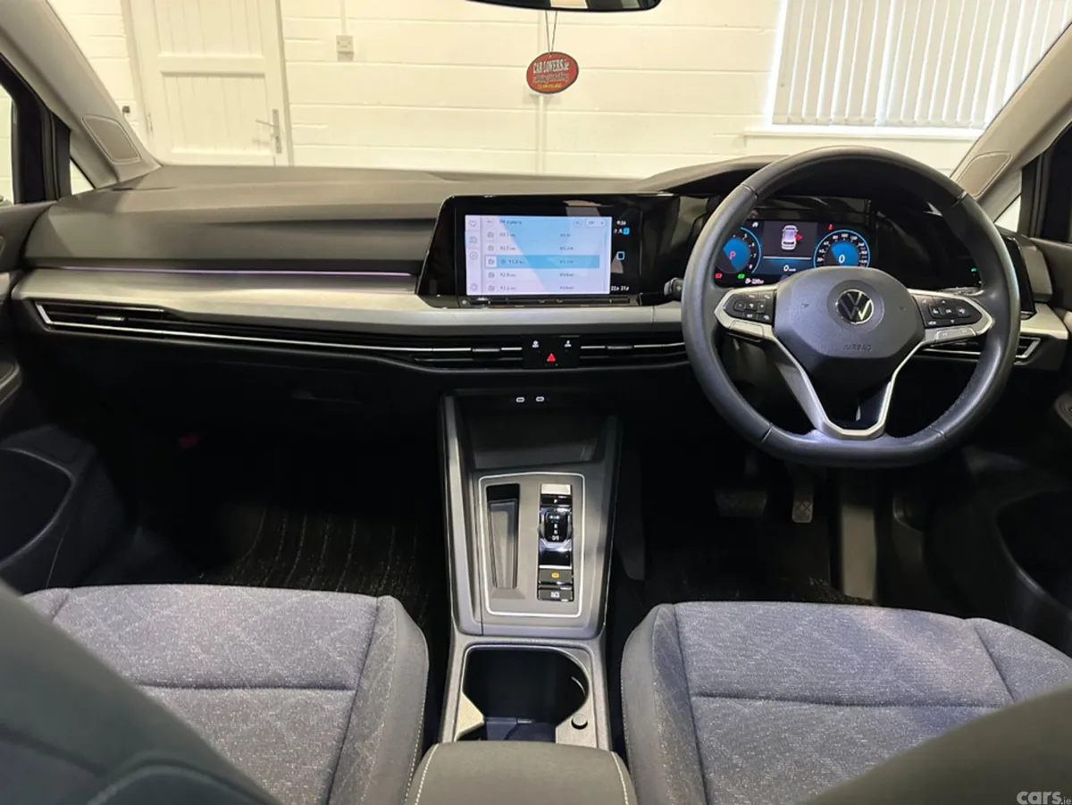 Volkswagen Golf Hatchback, Petrol, 2022, Blue