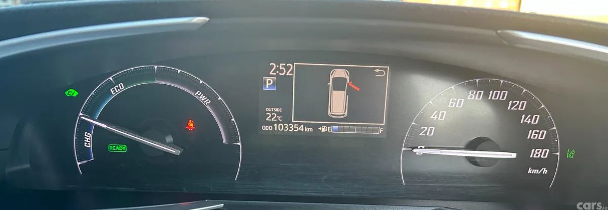 Toyota Sienta MPV, Petrol Hybrid, 2017, Blue