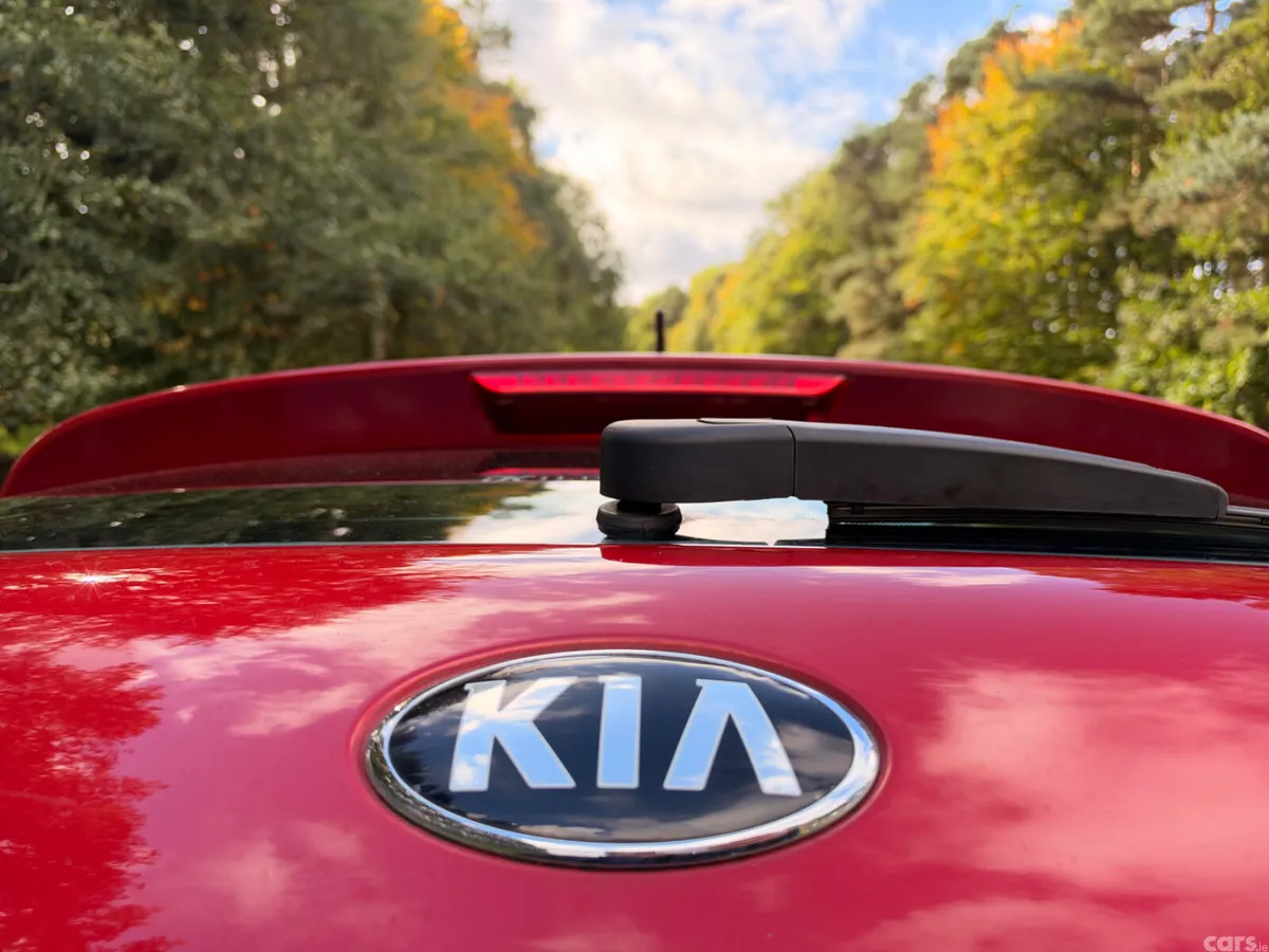 Kia Ceed Hatchback, Diesel, 2016, Red