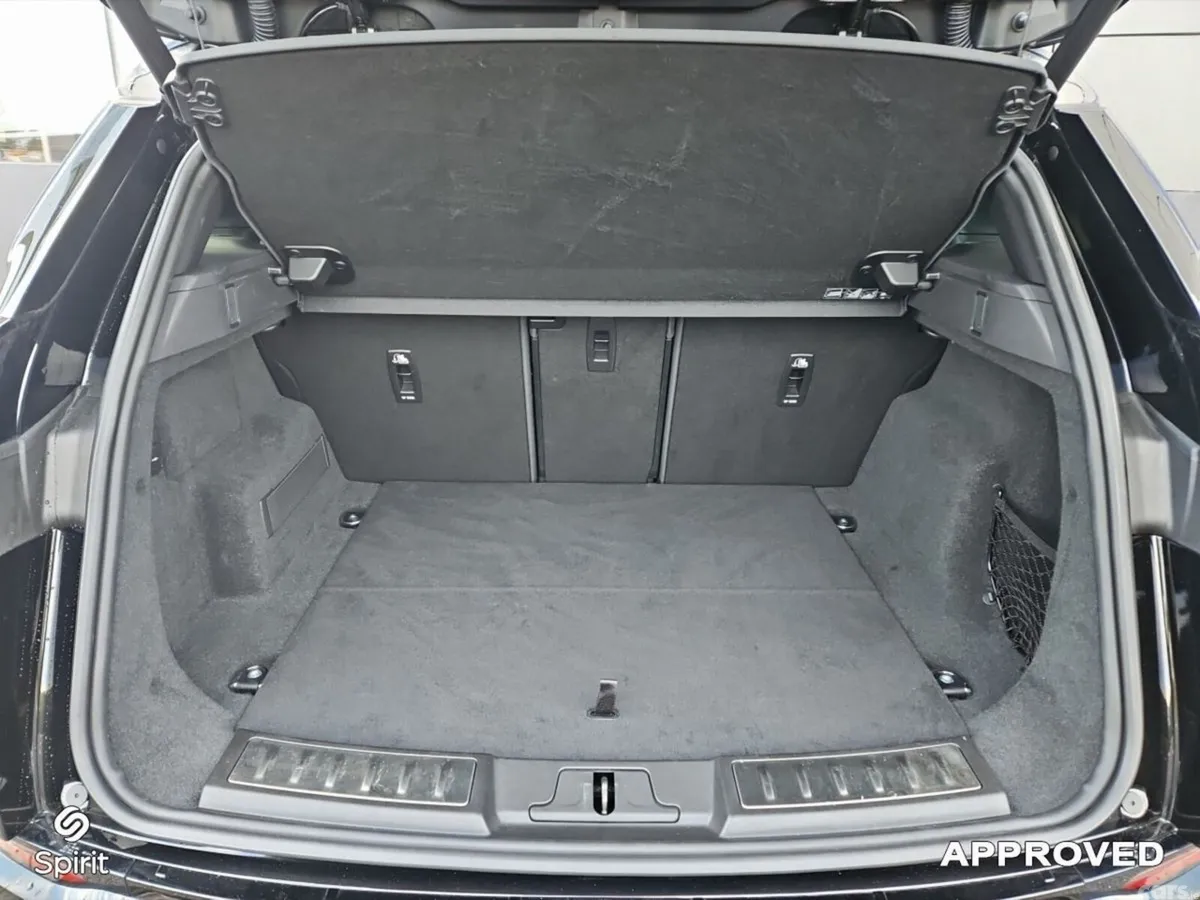 Land Rover Range Rover Evoque SUV, Petrol Hybrid, 2025, Black