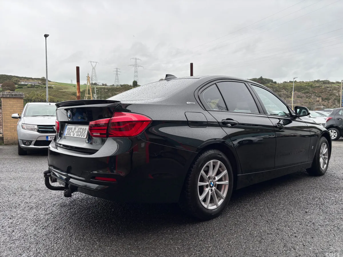 BMW 3-Series Saloon, Petrol Plug-in Hybrid, 2018, Black