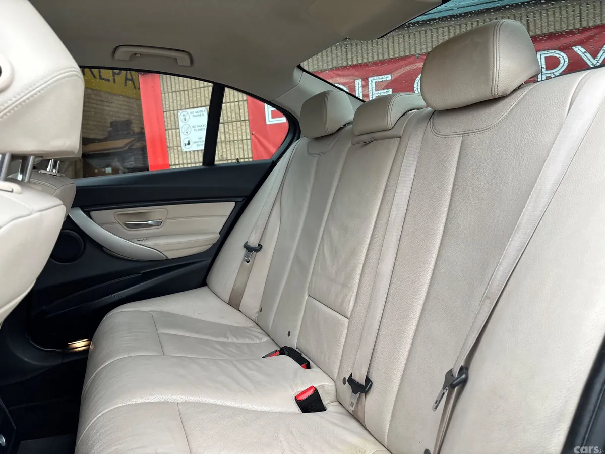 BMW 3-Series Saloon, Petrol Plug-in Hybrid, 2018, Black