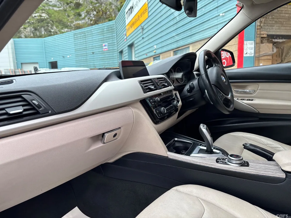 BMW 3-Series Saloon, Petrol Plug-in Hybrid, 2018, Black