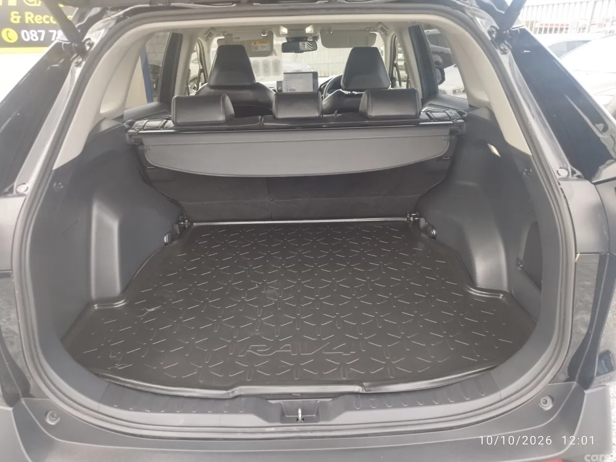 Toyota RAV4 SUV, Petrol Hybrid, 2024, Black