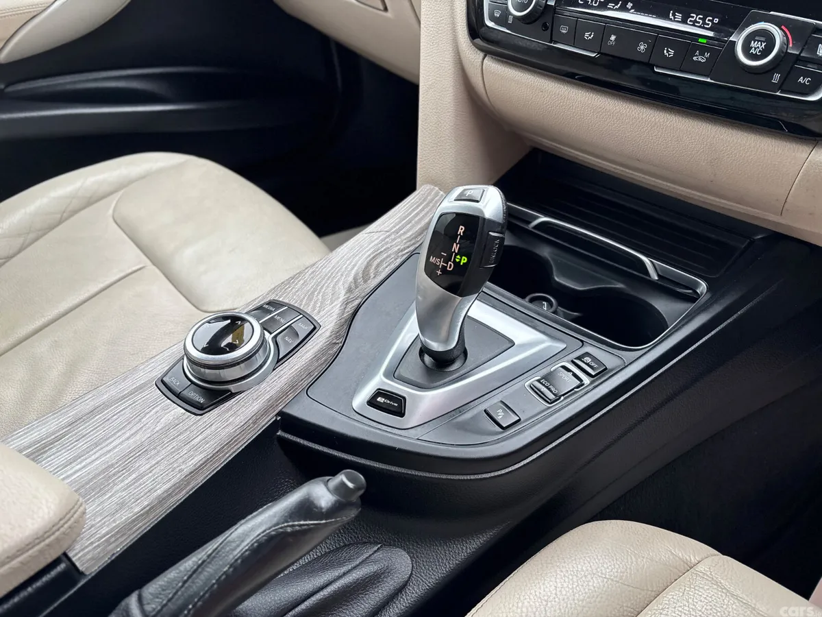BMW 3-Series Saloon, Petrol Plug-in Hybrid, 2018, Black