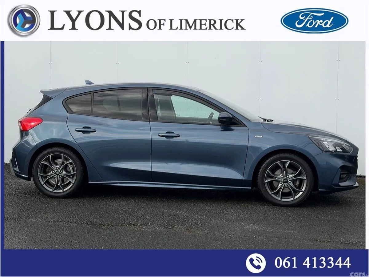 Ford Focus Hatchback, Diesel, 2020, Blue