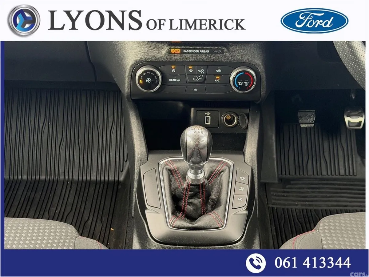 Ford Focus Hatchback, Diesel, 2020, Blue