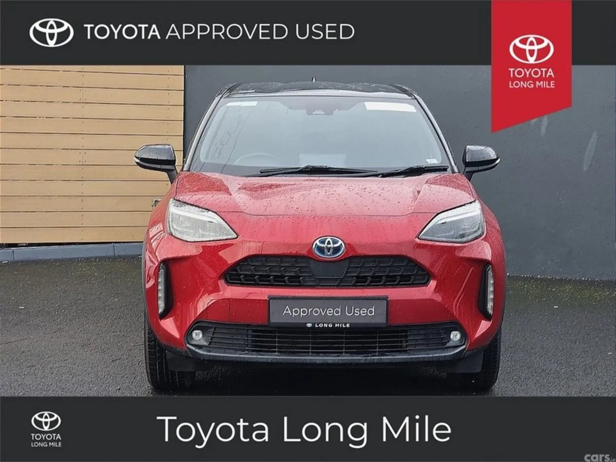 Toyota Yaris Cross Hatchback, Petrol Hybrid, 2023, Red