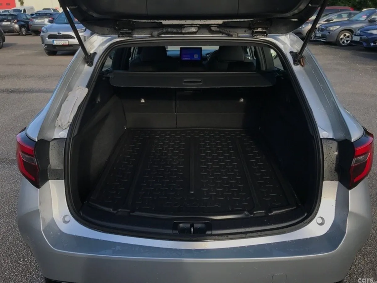 Toyota Corolla Estate, Petrol Hybrid, 2023, Grey