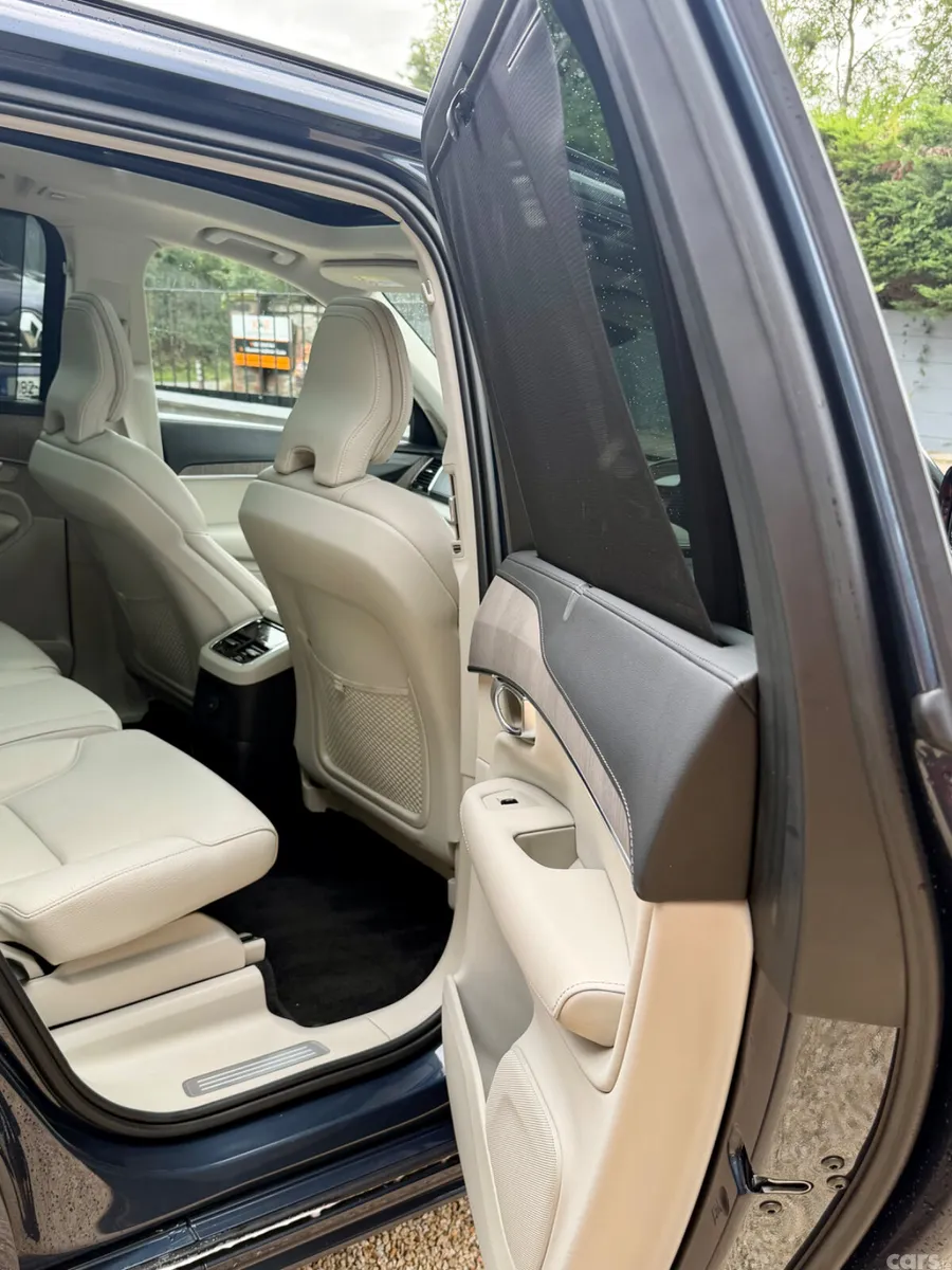 Volvo XC90 SUV, Petrol Plug-in Hybrid, 2022, Blue