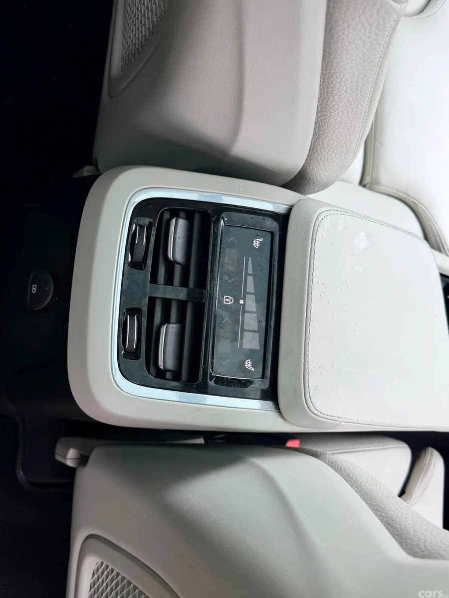 Volvo XC90 SUV, Petrol Plug-in Hybrid, 2022, Blue