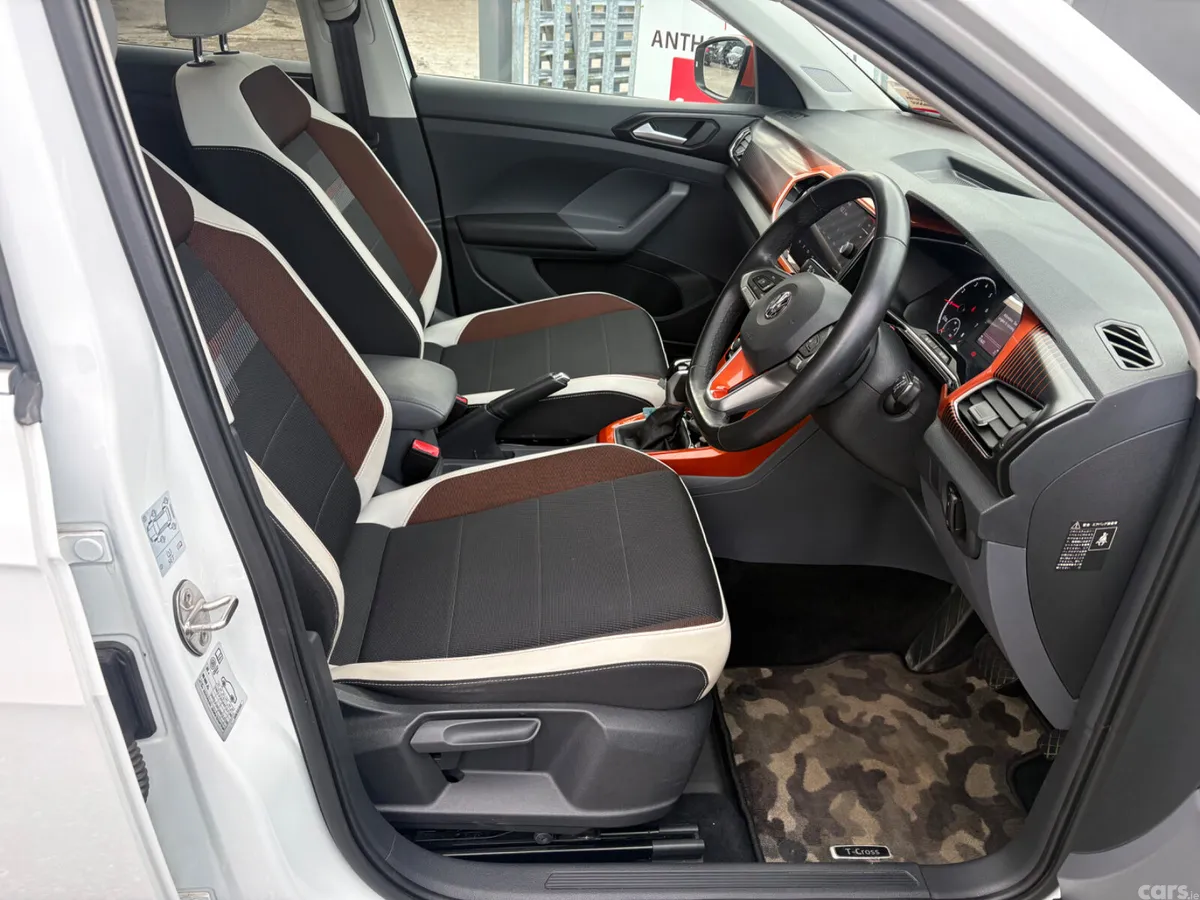 Volkswagen T-Cross SUV, Petrol, 2020, White
