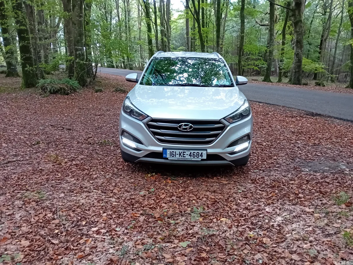 Hyundai Tucson SUV, Diesel, 2016, Silver