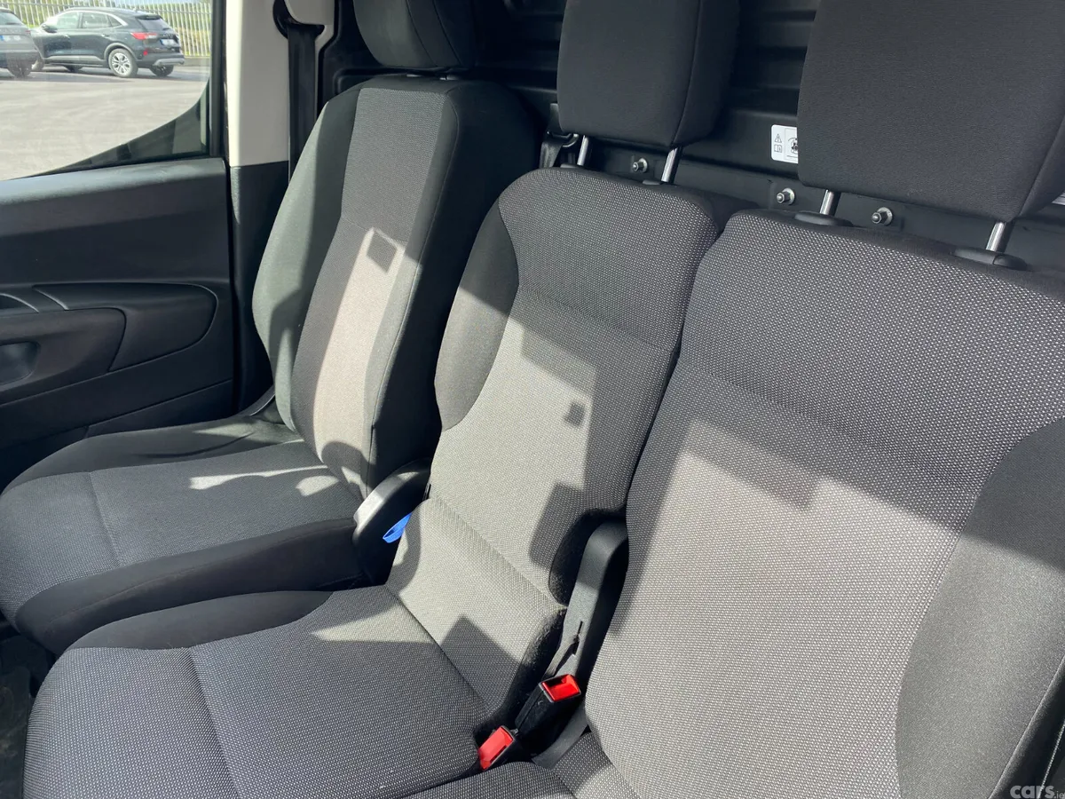 Citroen Berlingo MPV, Diesel, 2023, Black