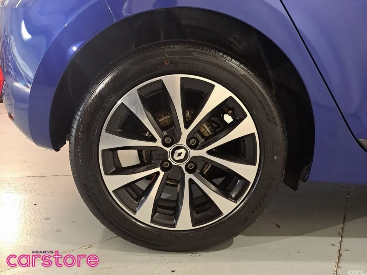Renault Clio Hatchback, Petrol, 2023, Blue