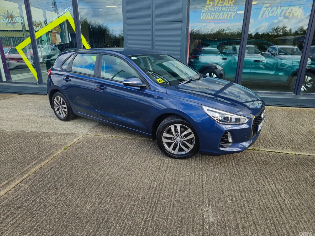 Hyundai i30 Hatchback, Petrol, 2017, Blue