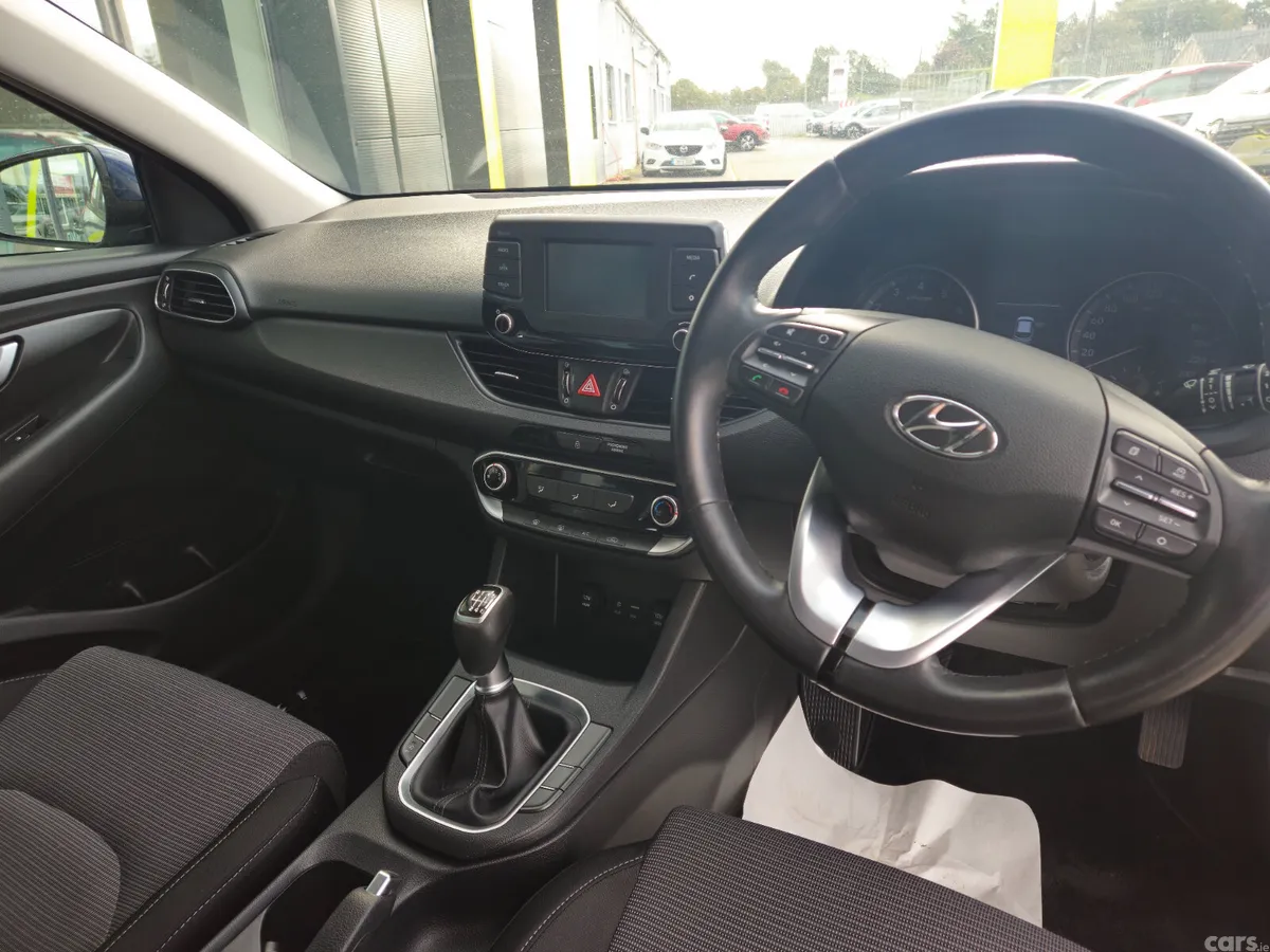 Hyundai i30 Hatchback, Petrol, 2017, Blue