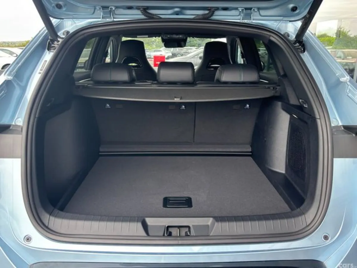 BYD SEAL U SUV, Petrol Plug-in Hybrid, 2026, Blue