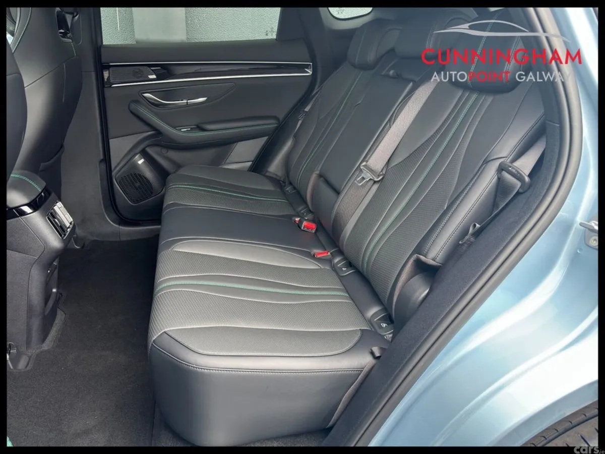 BYD SEAL U SUV, Petrol Plug-in Hybrid, 2026, Blue