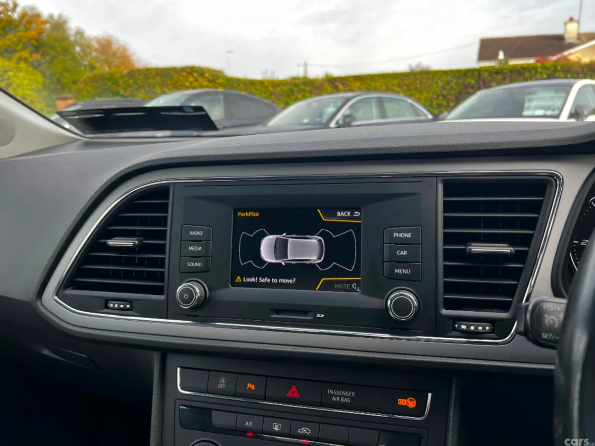 SEAT Leon Hatchback, Diesel, 2017, Grey