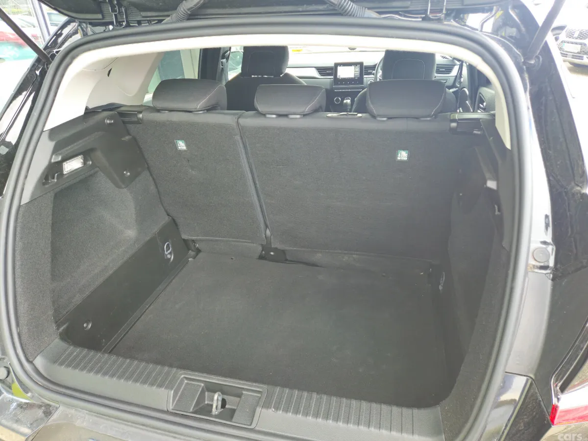Renault Captur Hatchback, Petrol, 2022, Black
