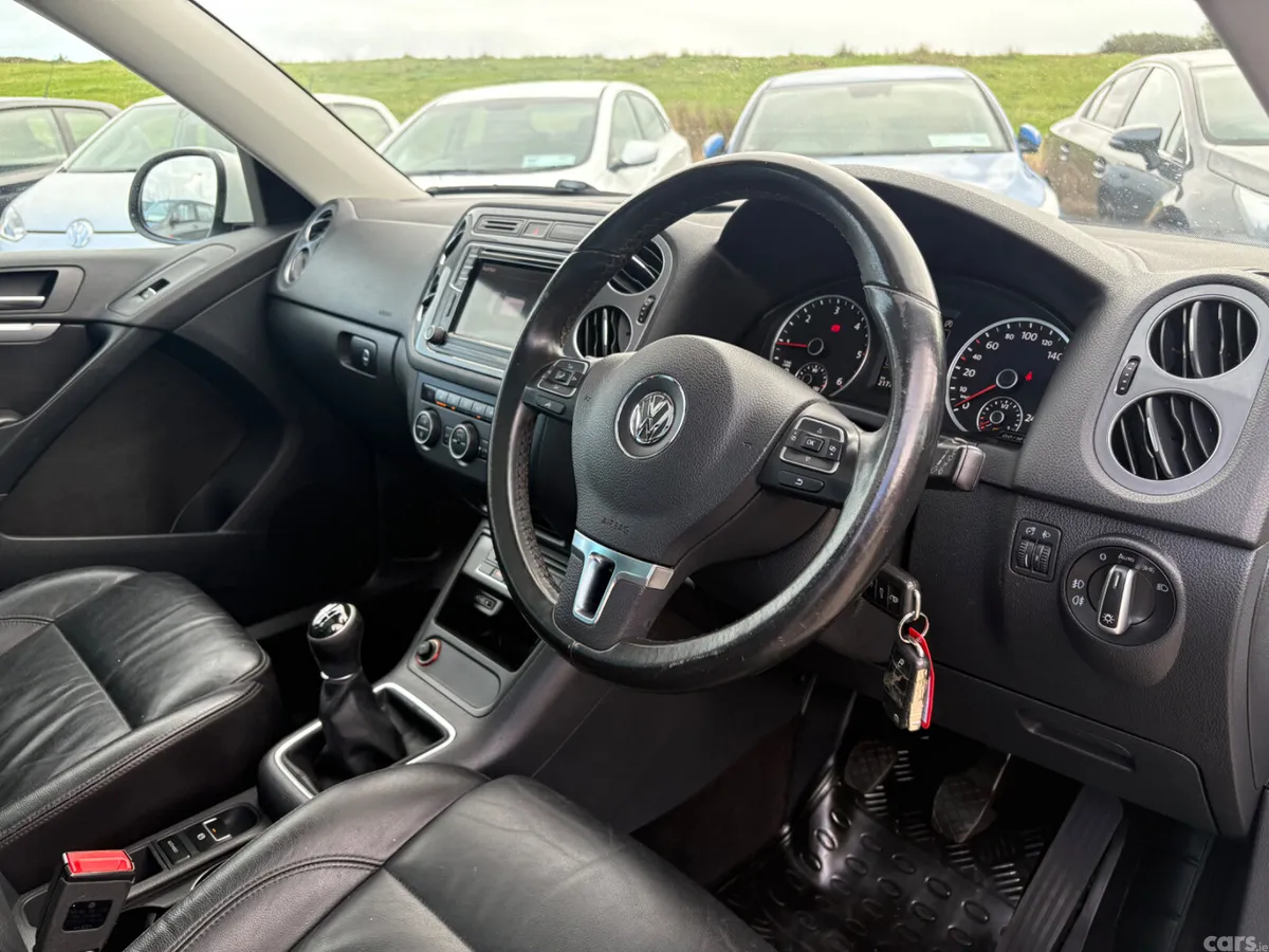 Volkswagen Tiguan SUV, Diesel, 2016, White