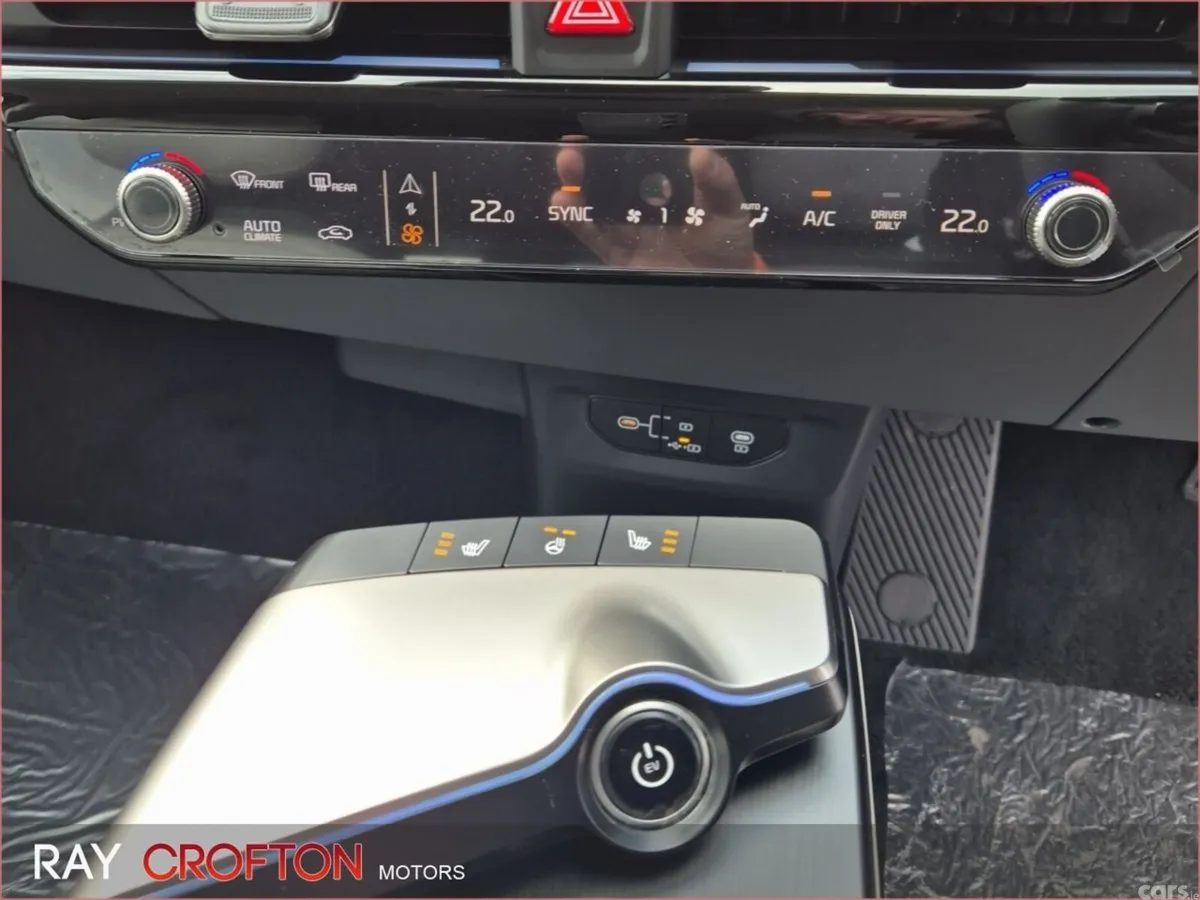 Kia EV6 MPV, Electric, 2026, Black