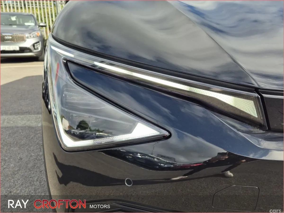 Kia EV6 MPV, Electric, 2026, Black