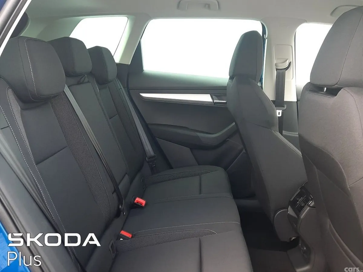 Skoda Karoq SUV, Diesel, 2025, Blue