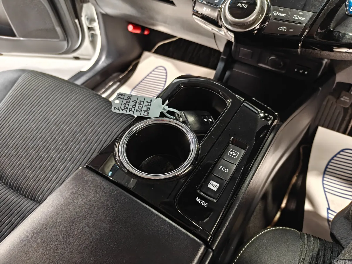 Toyota Prius Estate, Petrol Hybrid, 2019, White