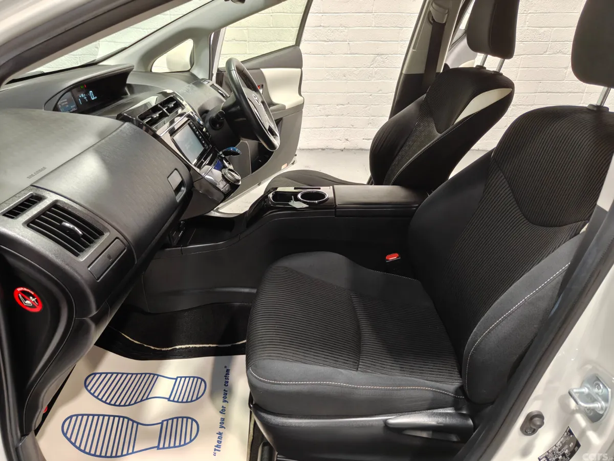Toyota Prius Estate, Petrol Hybrid, 2019, White