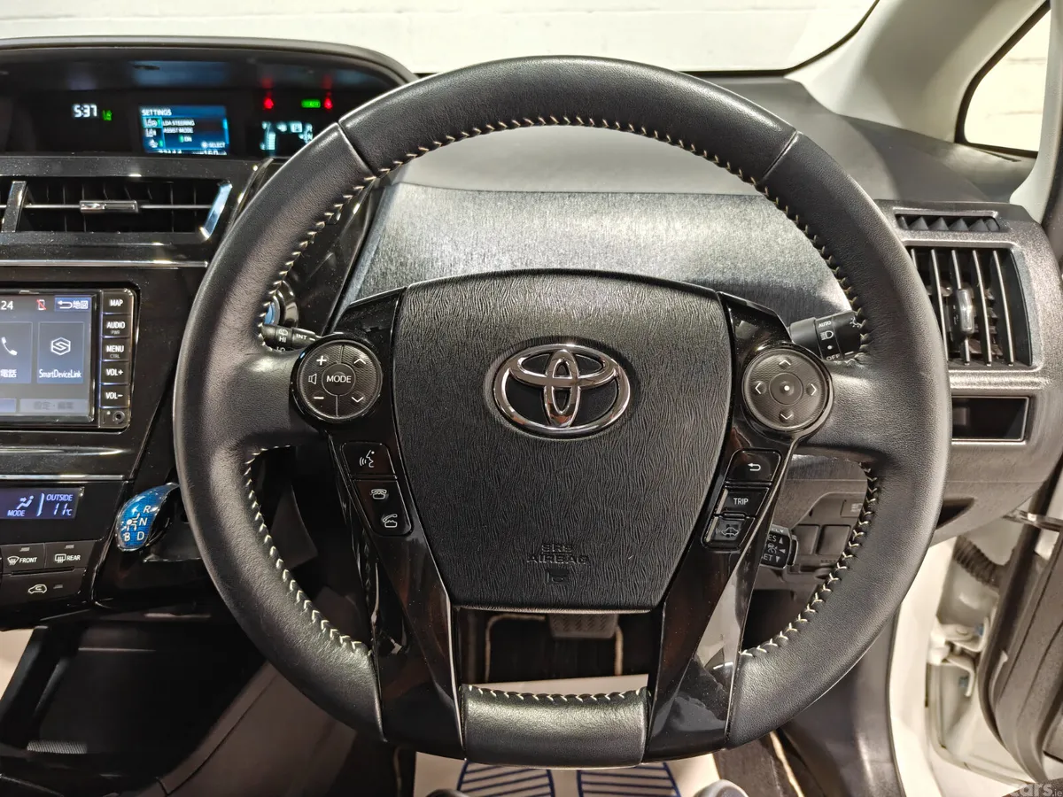 Toyota Prius Estate, Petrol Hybrid, 2019, White