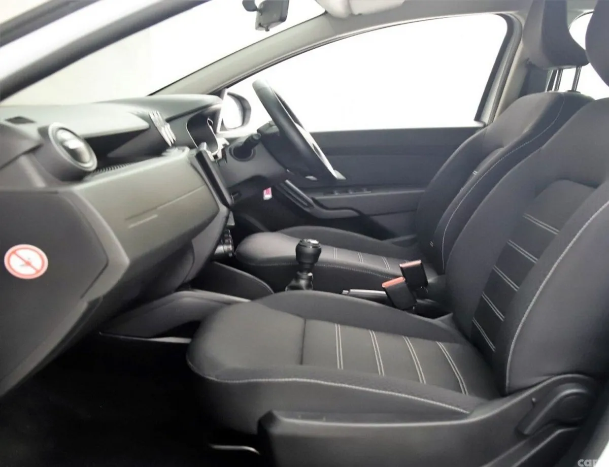 Dacia Duster SUV, Diesel, 2024, Grey
