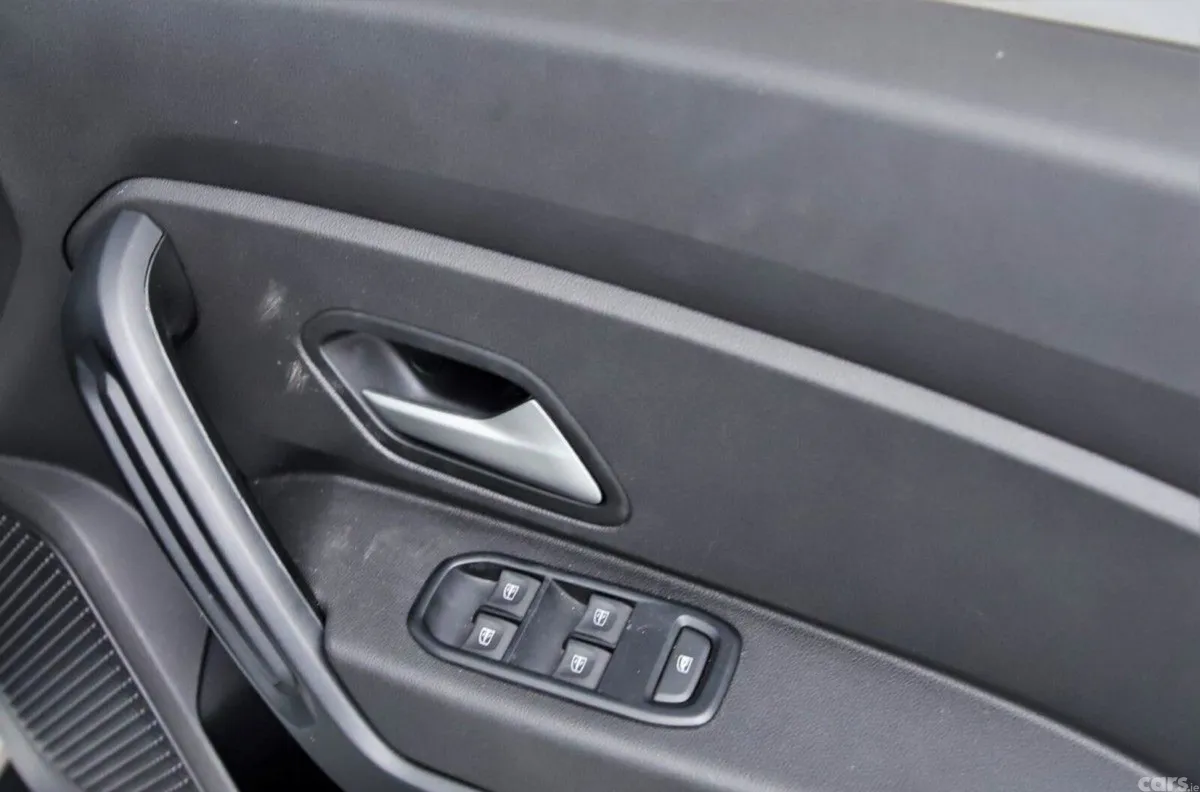 Dacia Duster SUV, Diesel, 2024, Grey