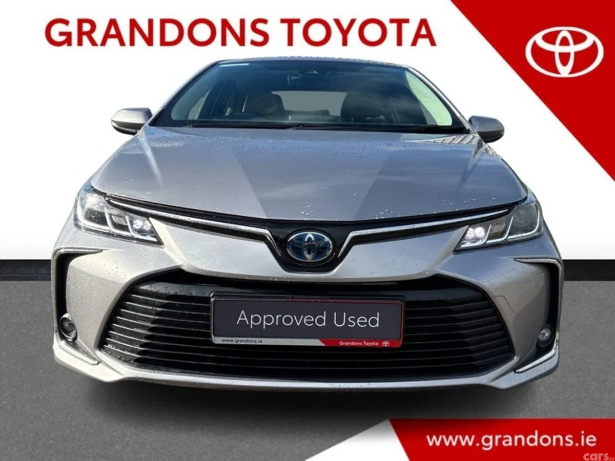 Toyota Corolla Saloon, Petrol Hybrid, 2022, Grey