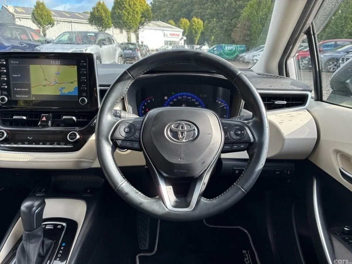Toyota Corolla Saloon, Petrol Hybrid, 2022, Grey