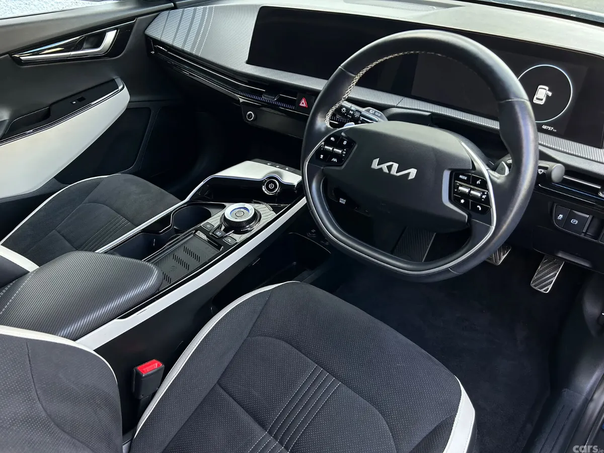 Kia EV6 Hatchback, Electric, 2023, Blue
