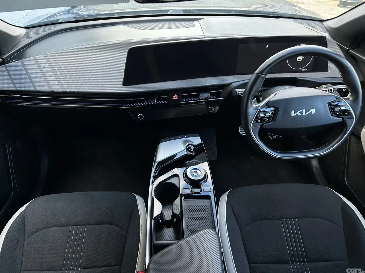 Kia EV6 Hatchback, Electric, 2023, Blue