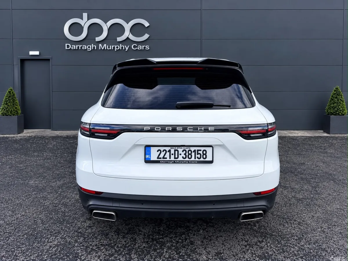 Porsche Cayenne SUV, Petrol Plug-in Hybrid, 2022, White