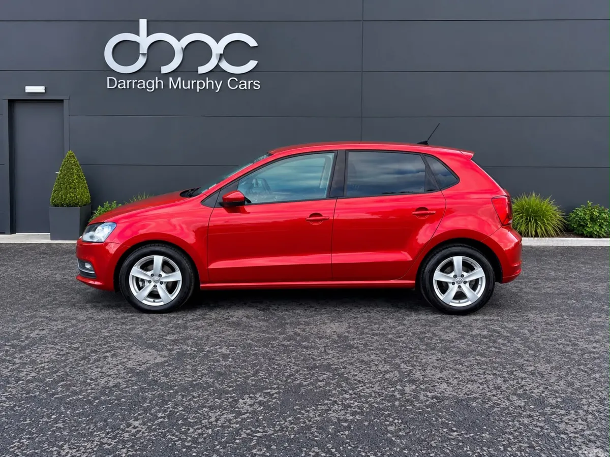 Volkswagen Polo Hatchback, Petrol, 2016, Red