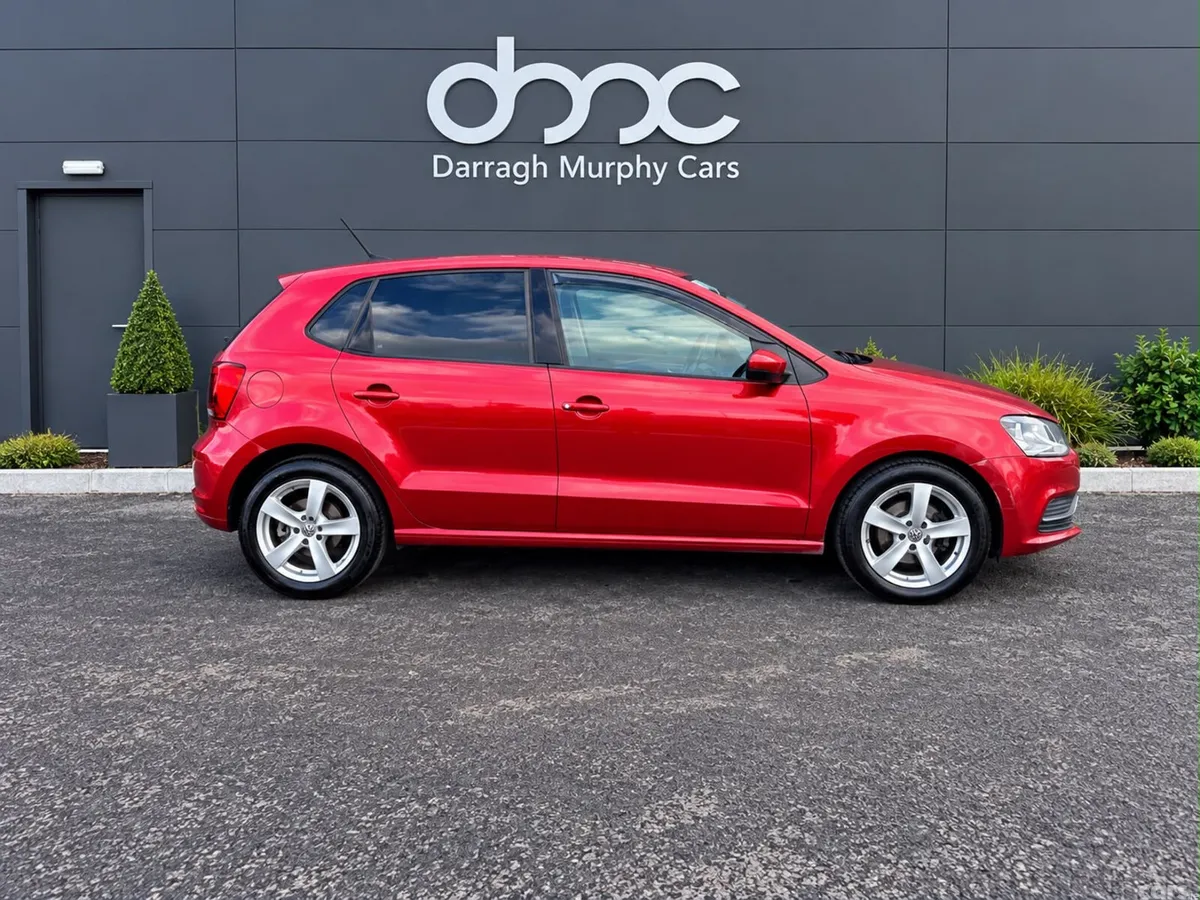 Volkswagen Polo Hatchback, Petrol, 2016, Red