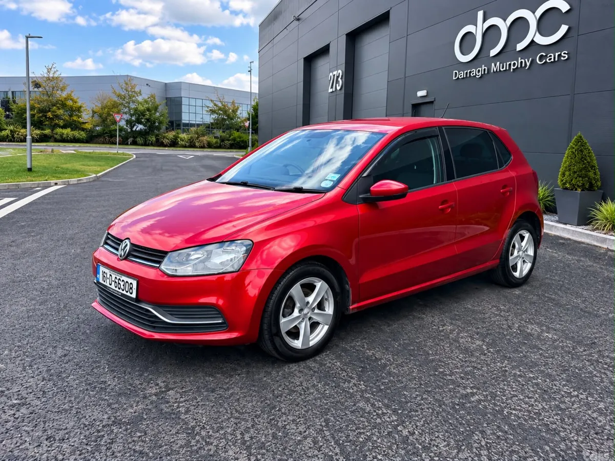 Volkswagen Polo Hatchback, Petrol, 2016, Red