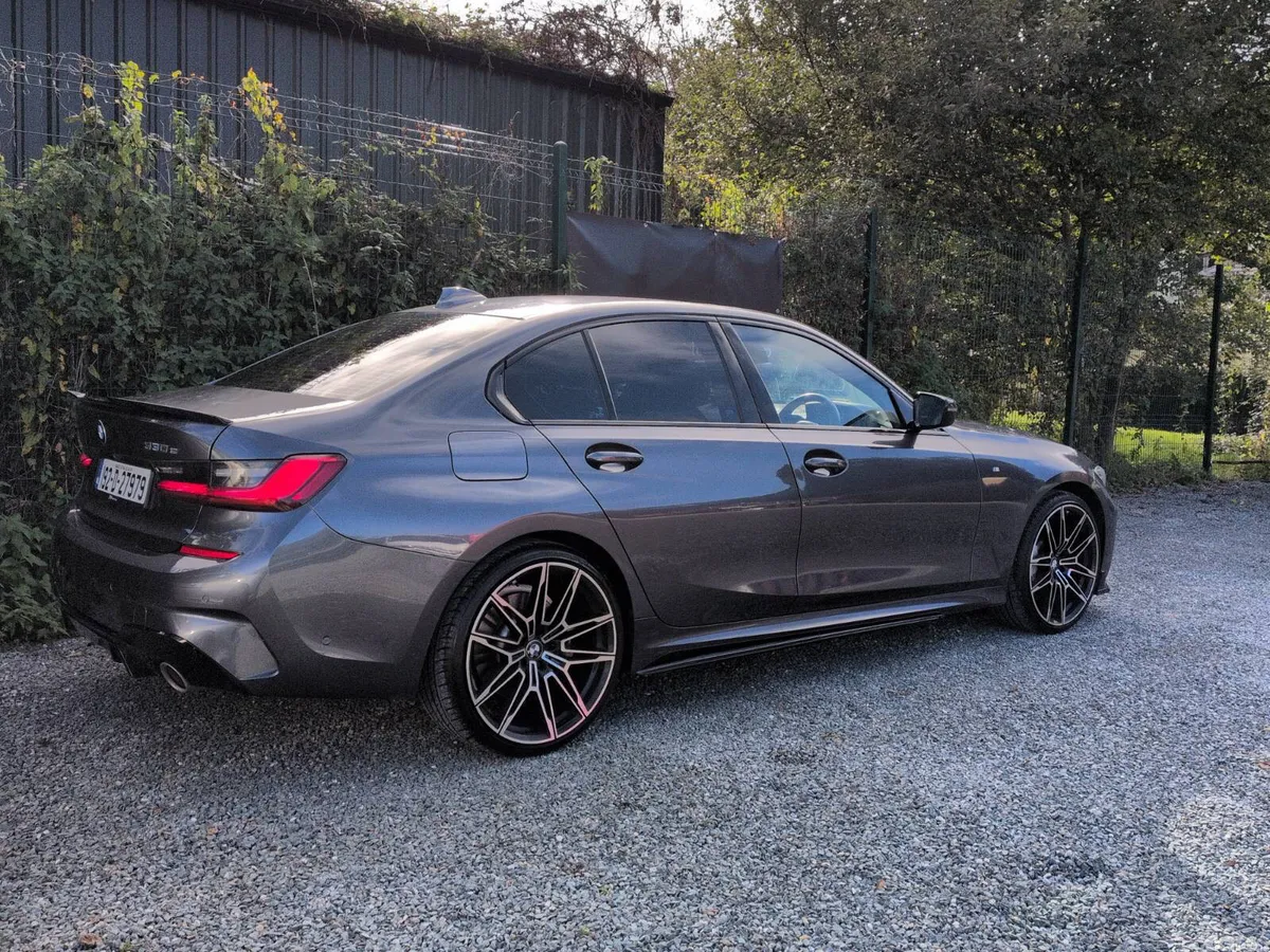BMW 3-Series Saloon, Petrol Plug-in Hybrid, 2019, Grey