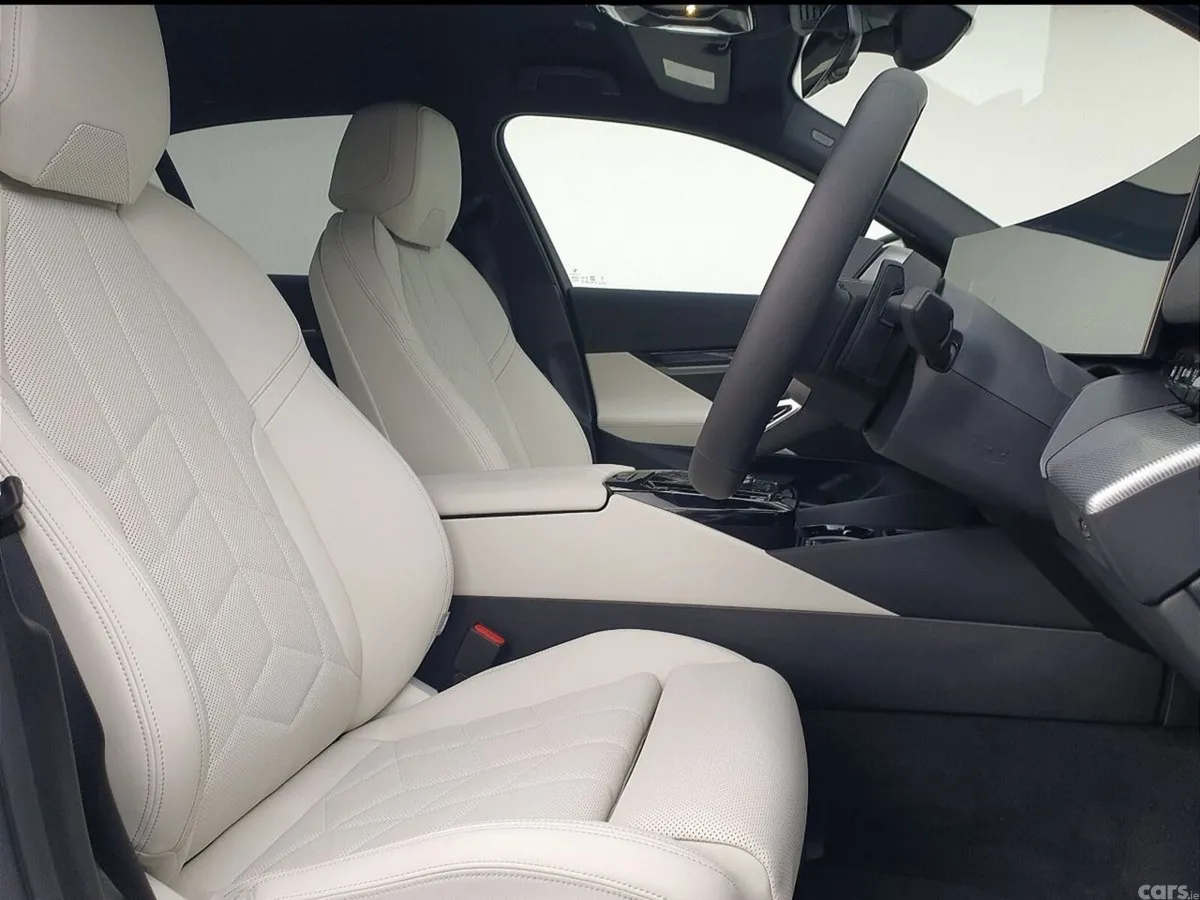 BMW 5-Series Saloon, Petrol Hybrid, 2027, Green