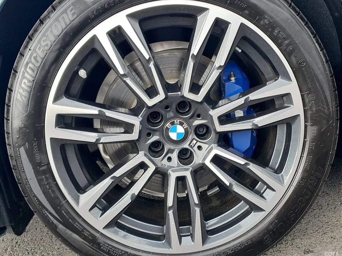 BMW 5-Series Saloon, Petrol Hybrid, 2027, Green
