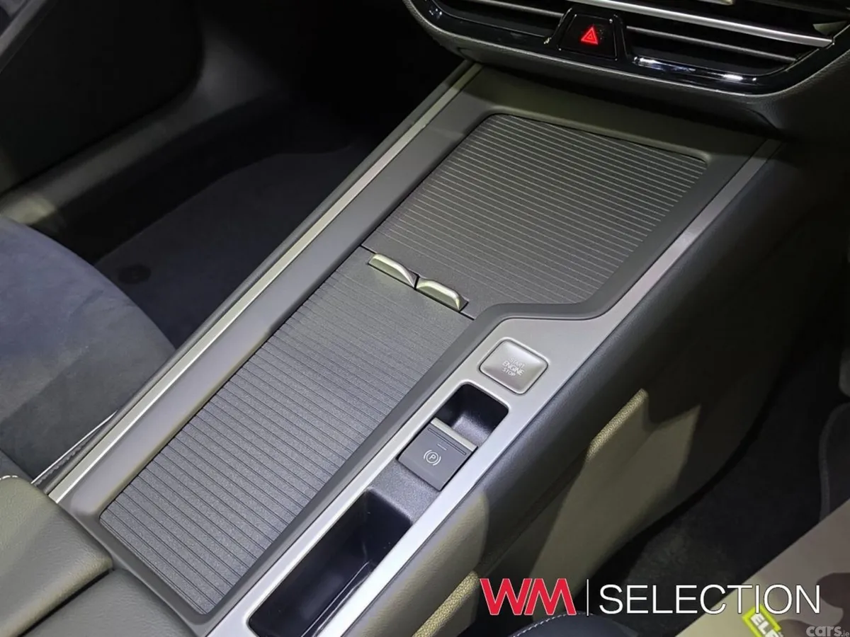 Volkswagen Passat Estate, Diesel, 2026, Grey